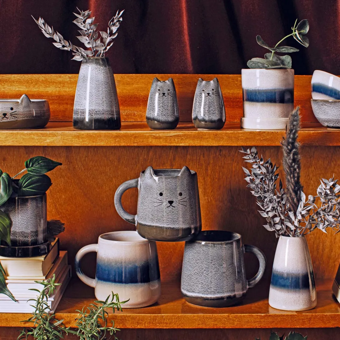 Mojave Cat Salt & Pepper Shakers