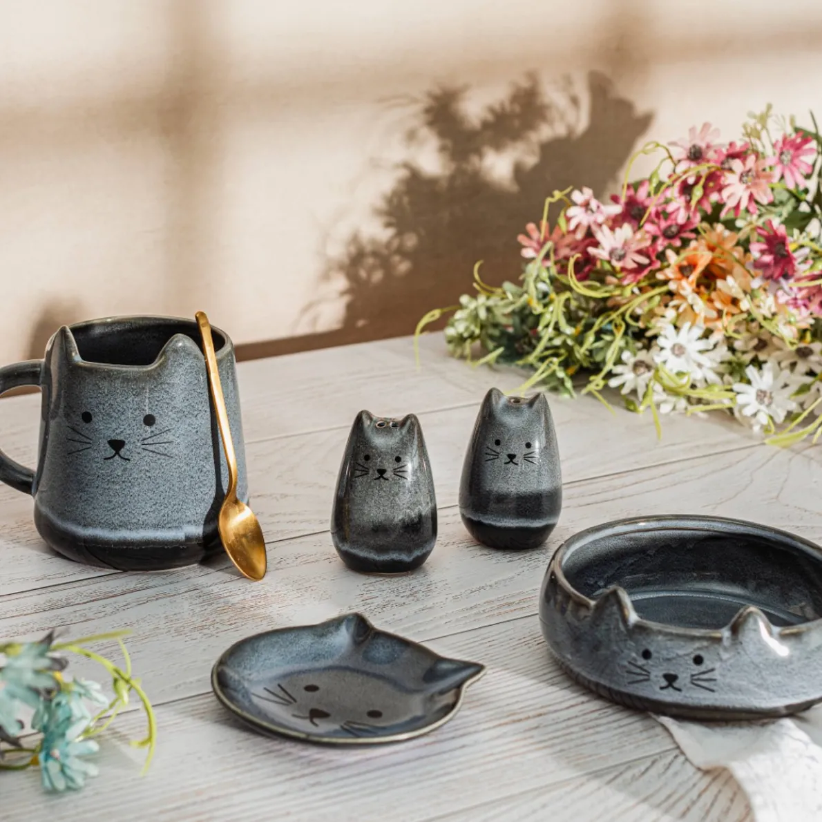 Mojave Cat Tea Bag Dish