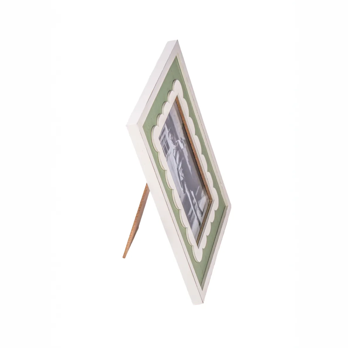 Scalloped Green Photo Frame