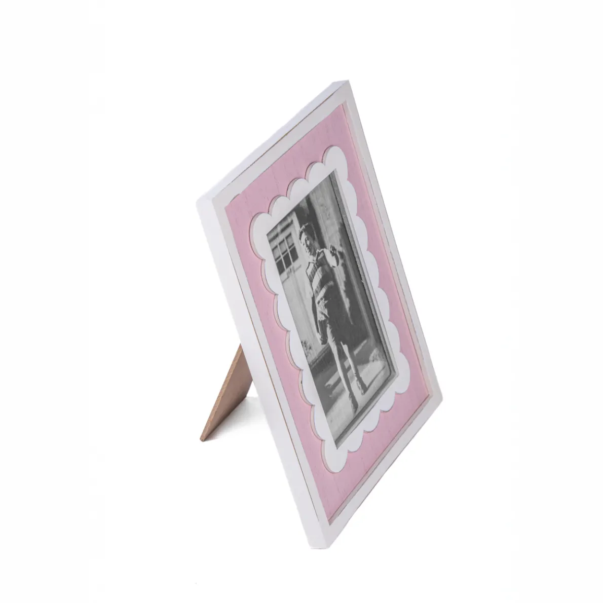 Scalloped Pink Photo Frame