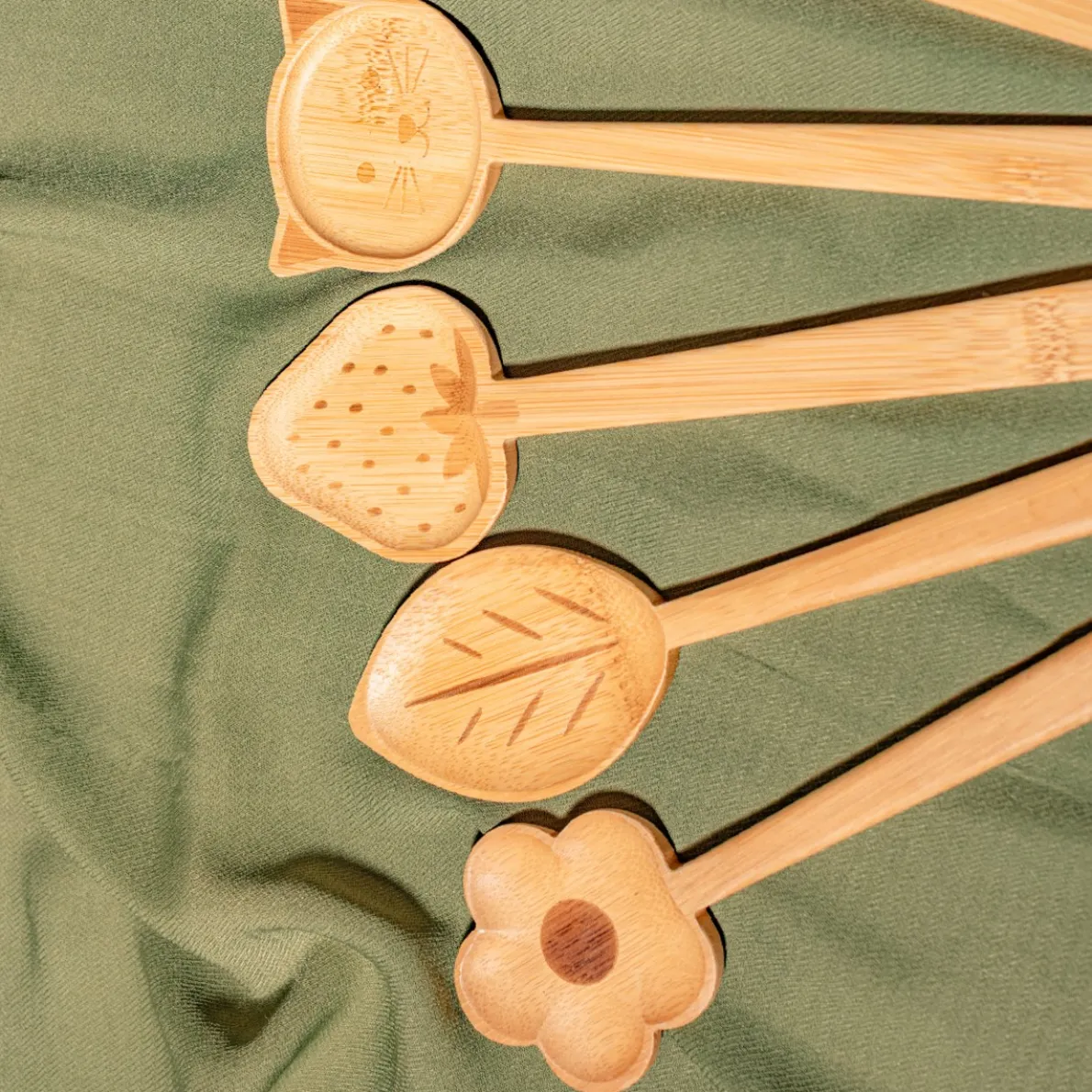 Strawberry Bamboo Salad Servers